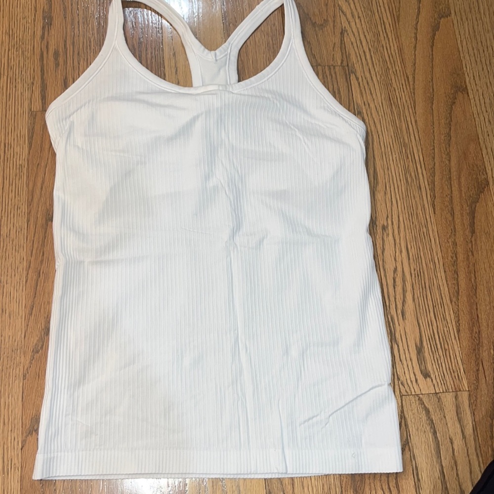 Lululemon tank top
